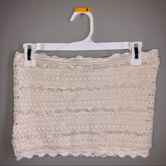 Lace crop top - Picture 1 of 3